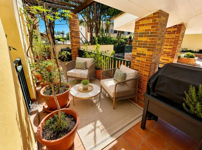 Apartamento T4 para Venda em Quarteira Foto 14