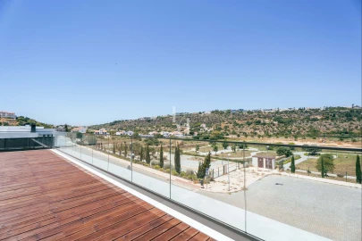 Moradia T4 para Venda em Albufeira e Olhos de Água