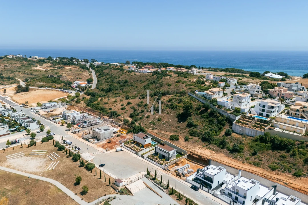 Moradia T4 para Venda em Albufeira e Olhos de Água Foto 31