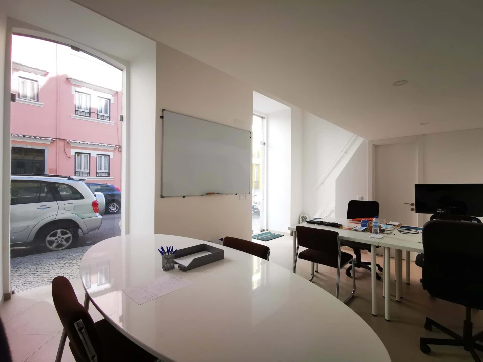 Apartamento T4 para Venda em Arroios Foto 18