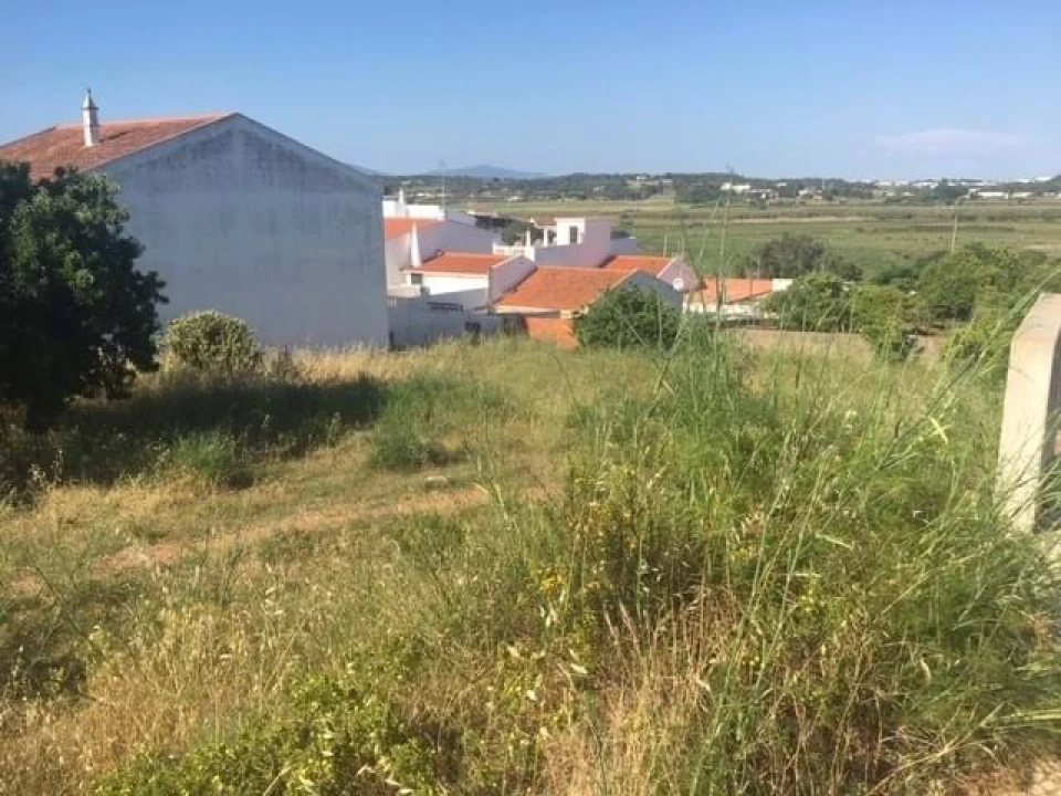 Terreno para Venda em Lagos (São Sebastião e Santa Maria) Foto 2