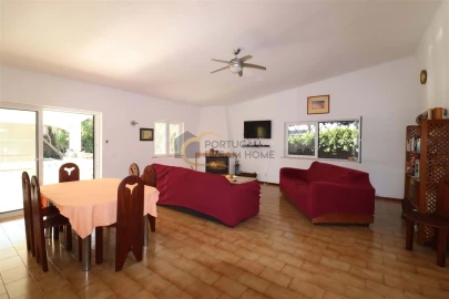 Moradia T4 para Venda em Guia