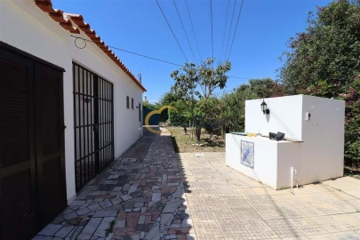 Moradia T4 para Venda em Guia