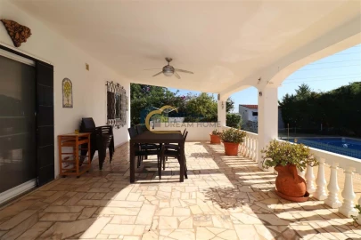 Moradia T4 para Venda em Guia