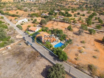 Moradia T4 para Venda em Guia