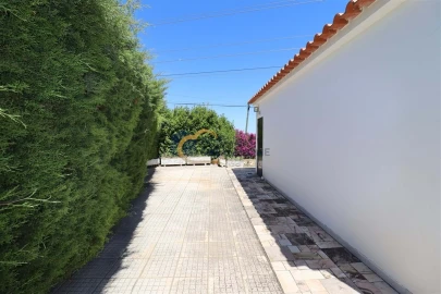 Moradia T4 para Venda em Guia