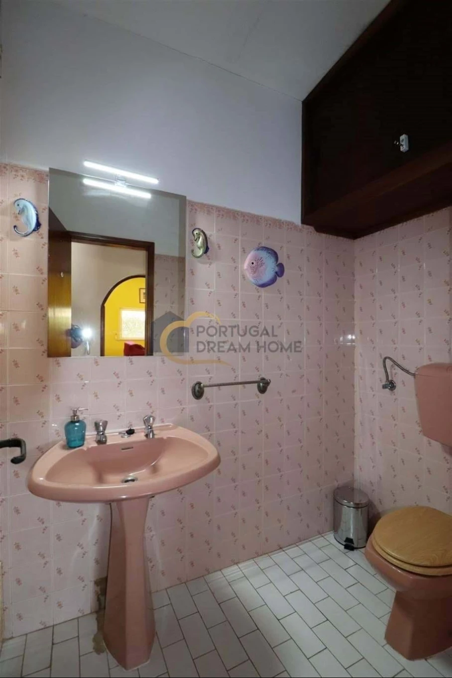 Moradia T4 para Venda em Guia Foto 28