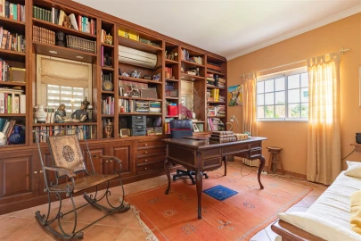 Moradia T0 para Venda em Loule (São Clemente)