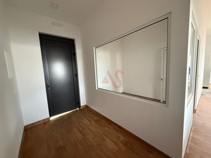 Armazém para Arrendamento em Fermentões Foto 7