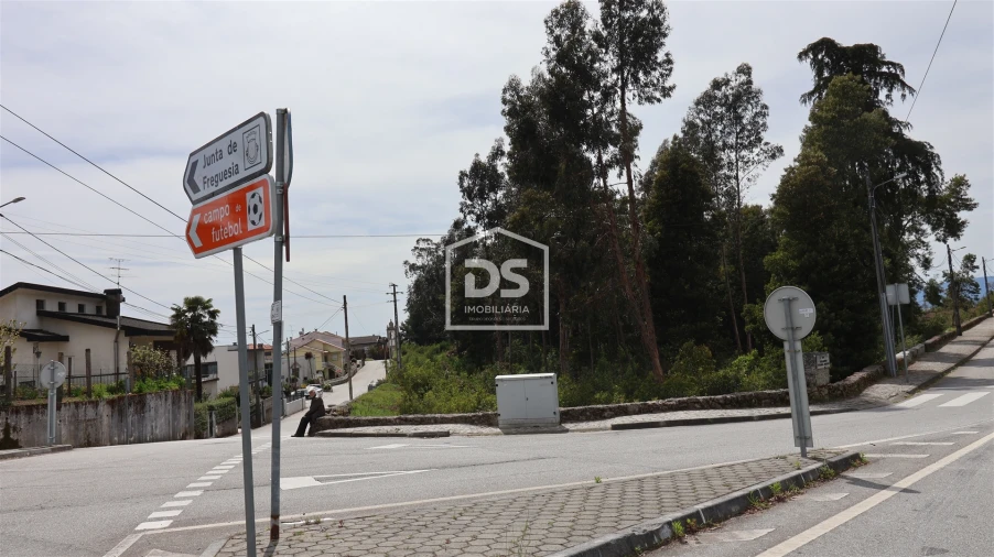 Quinta T0 para Venda em Mundão Foto 18