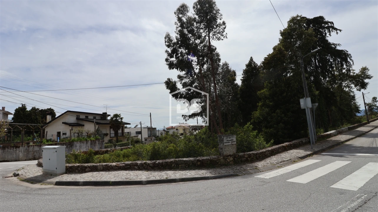 Quinta T0 para Venda em Mundão Foto 19