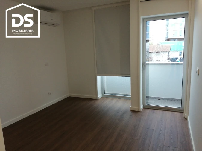 Apartamento T1 para Venda em Ranhados Foto 5