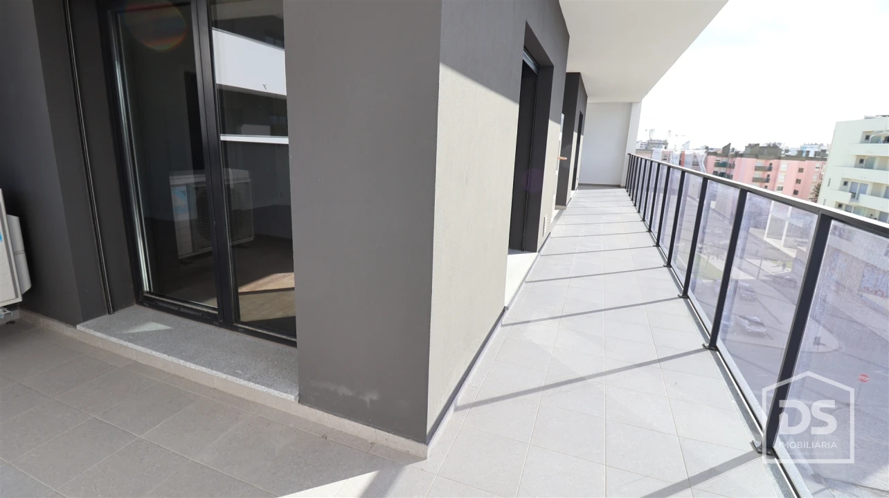 Apartamento T4 para Venda em Viseu Foto 26