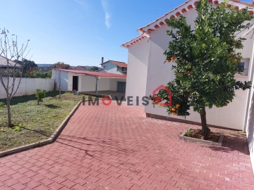 Moradia T3 para Venda em Fatima