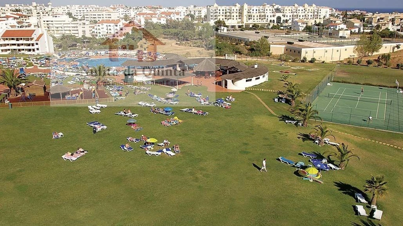 Apartamento T1 para Venda em Albufeira e Olhos de Água Foto 2