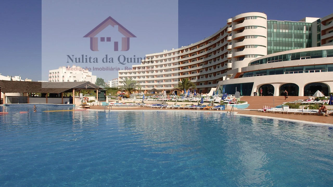 Apartamento T1 para Venda em Albufeira e Olhos de Água Foto 3