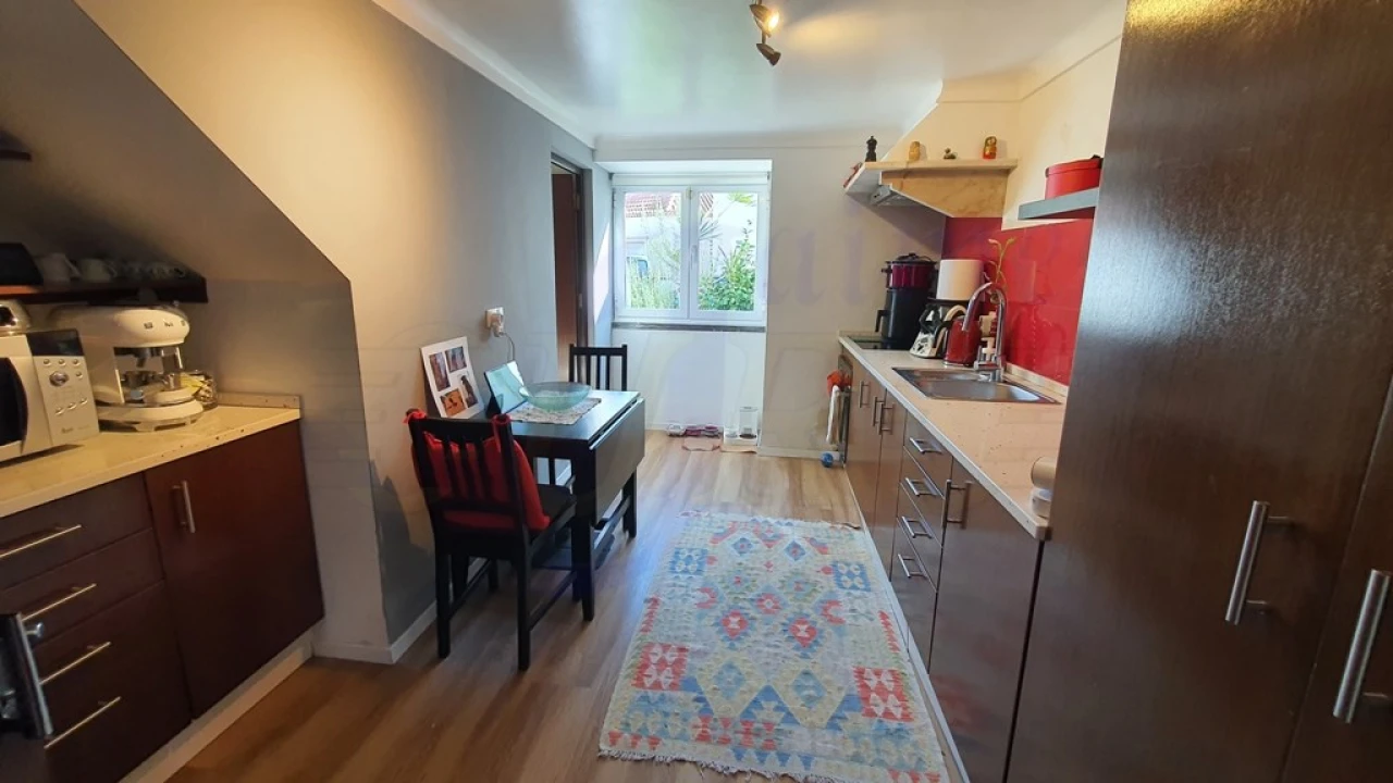 Moradia T2 para Venda em Colares Foto 6