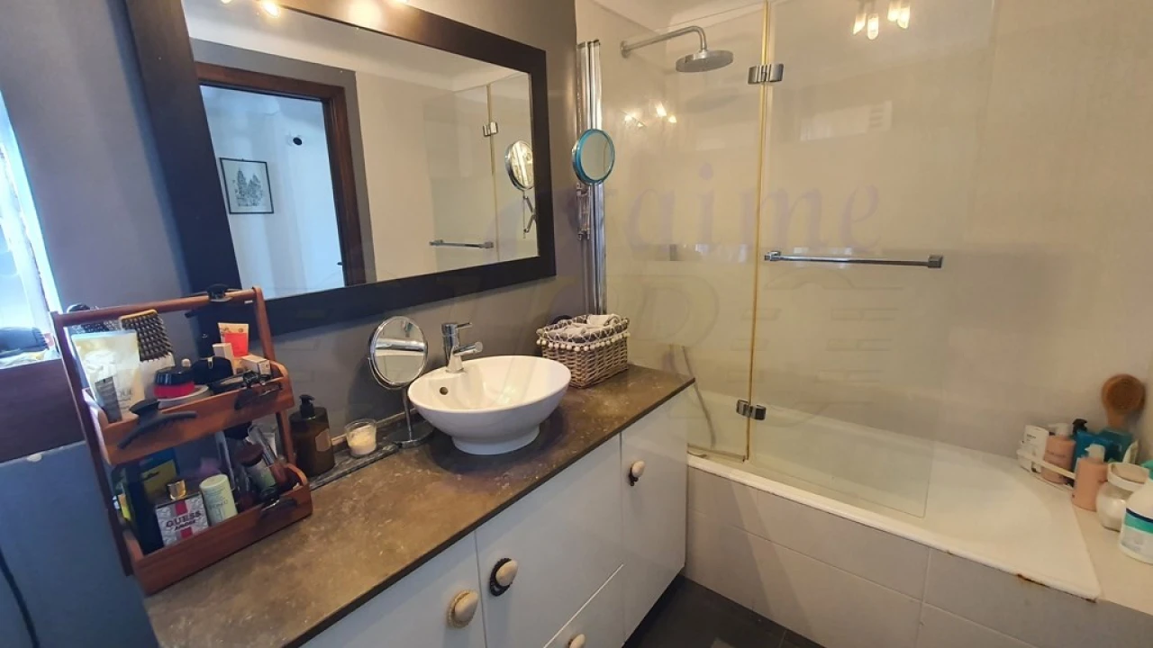 Moradia T2 para Venda em Colares Foto 11