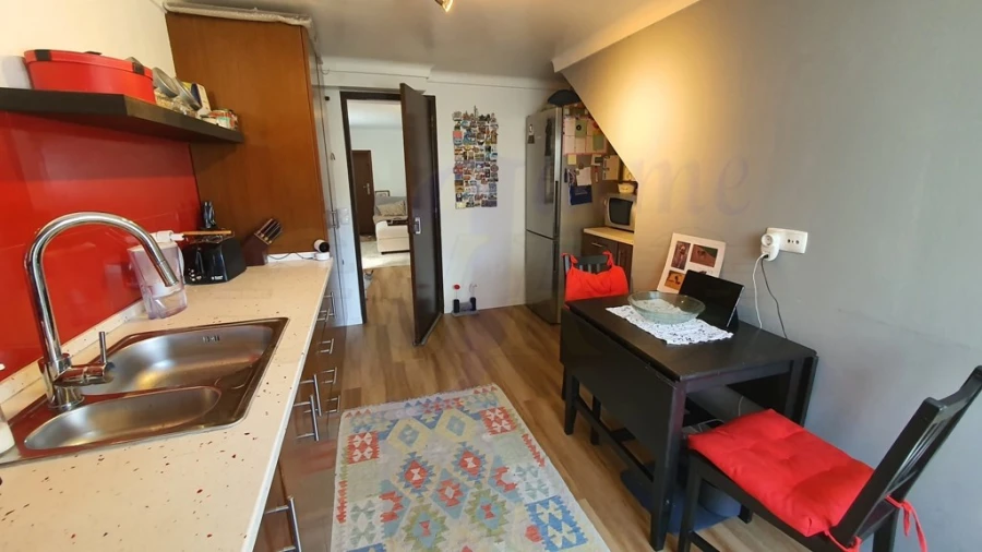 Moradia T2 para Venda em Colares Foto 7