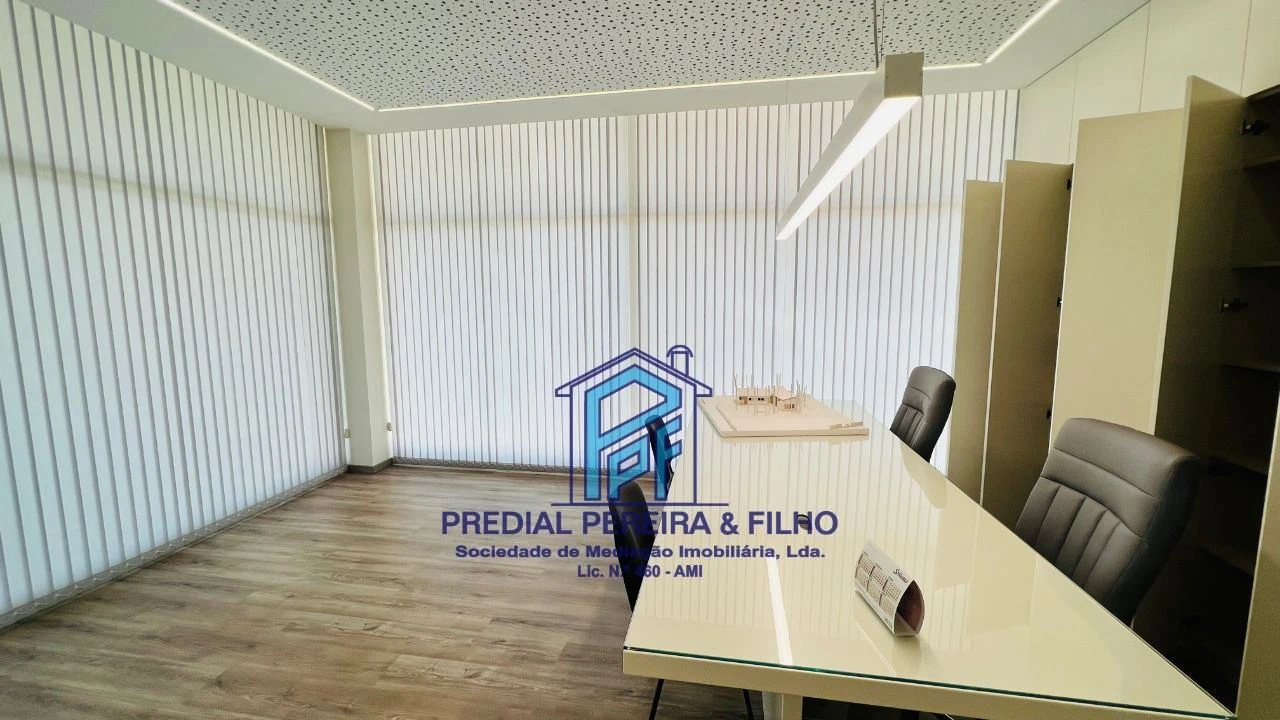 Loja para Venda em Baguim do Monte (Rio Tinto) Foto 8