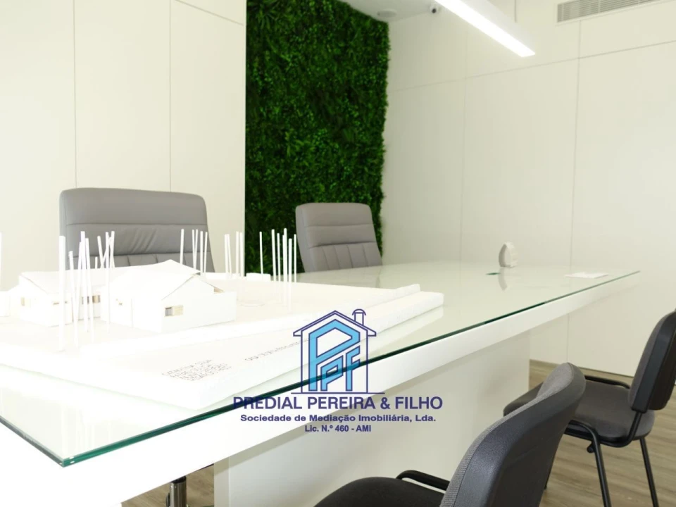 Loja para Venda em Baguim do Monte (Rio Tinto) Foto 16