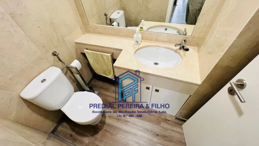 Loja para Venda em Baguim do Monte (Rio Tinto) Foto 22