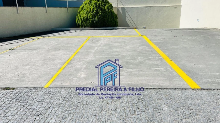 Loja para Venda em Baguim do Monte (Rio Tinto) Foto 26