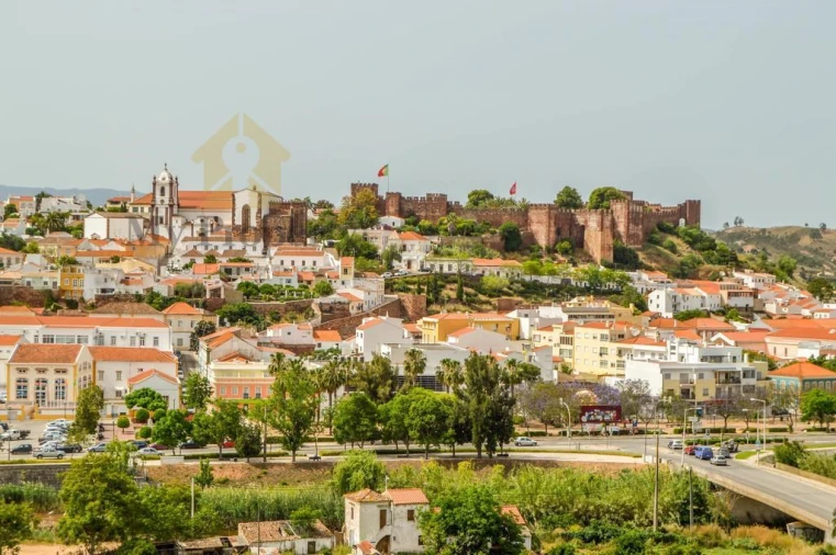 Moradia T6 para Venda em Silves Foto 2