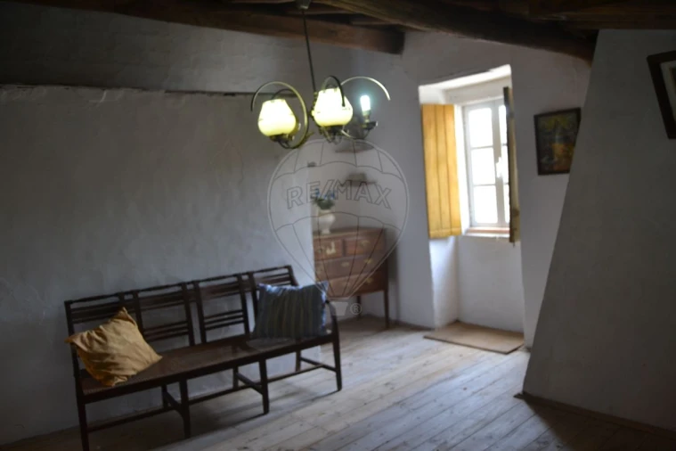 Moradia T3 para Venda em Ribeira de Nisa e Carreiras Foto 3