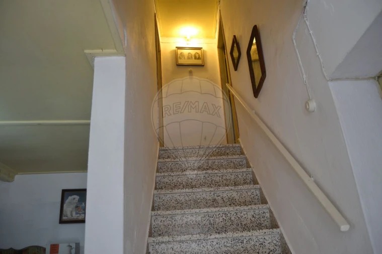 Moradia T3 para Venda em Ribeira de Nisa e Carreiras Foto 4