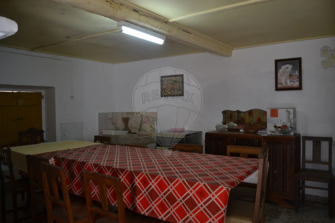 Moradia T3 para Venda em Ribeira de Nisa e Carreiras Foto 11