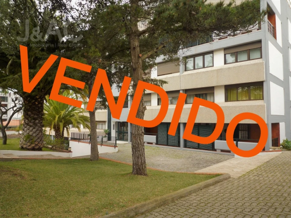 Apartamento T2 para Venda em Cascais e Estoril Foto 1