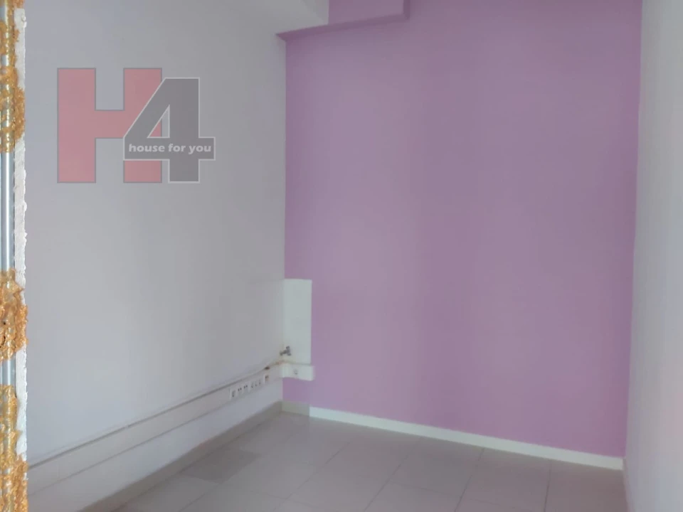 Loja para Venda em Sacavém e Prior Velho Foto 8