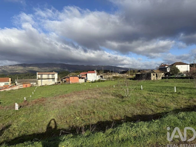 Terreno para Venda em Mouçós e Lamares Foto 22