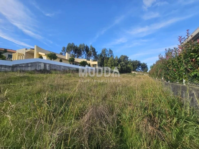 Terreno para Venda em Fornos Foto 3