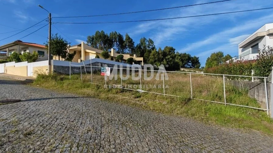 Terreno para Venda em Fornos