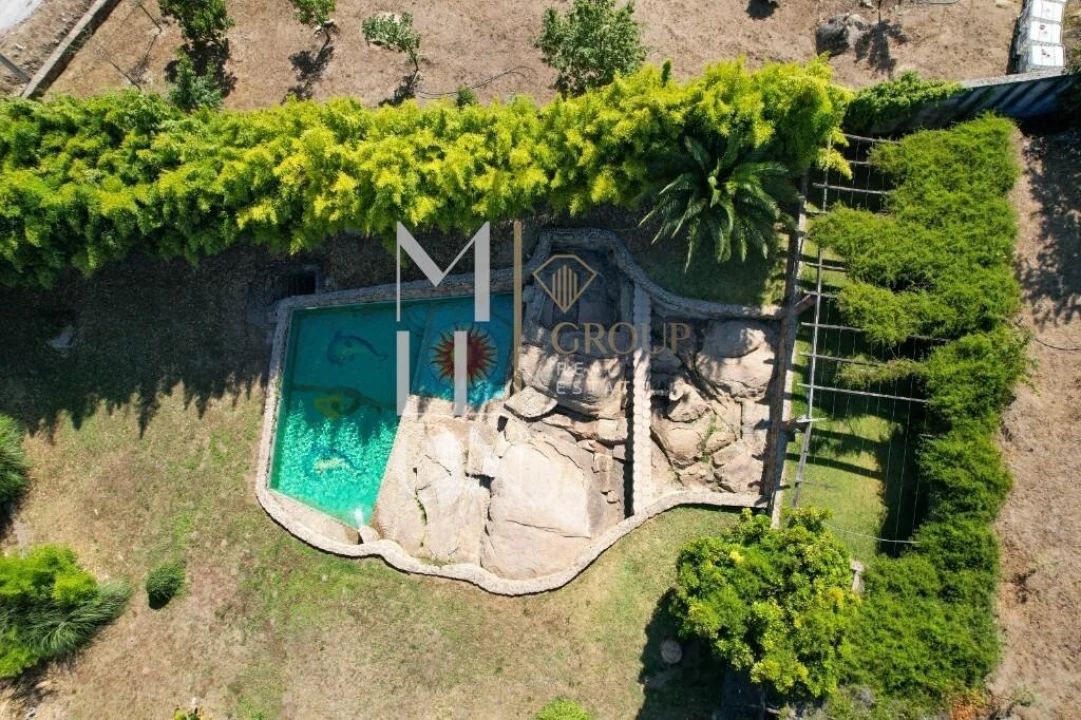 Moradia T5 para Venda em Eiriz Foto 28