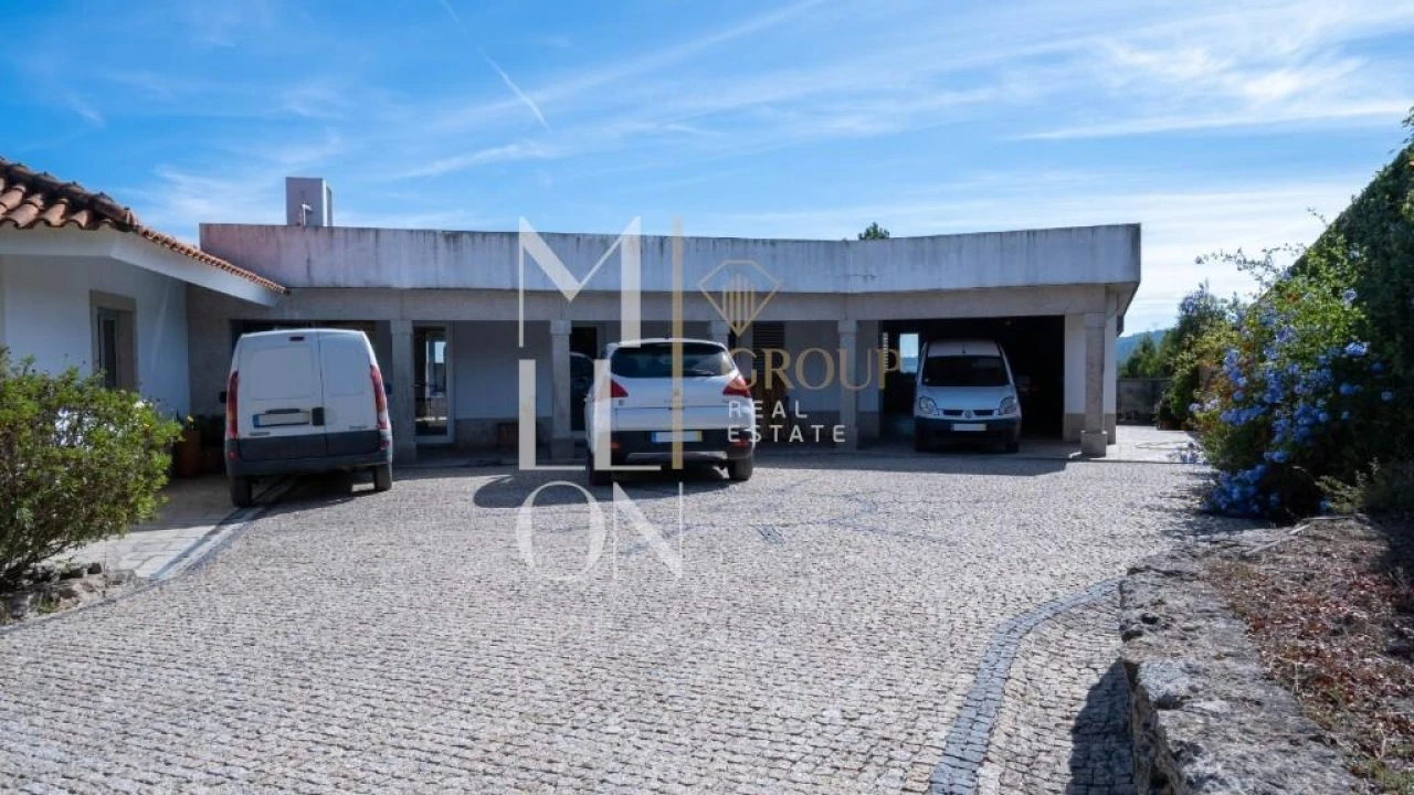 Moradia T5 para Venda em Eiriz Foto 46