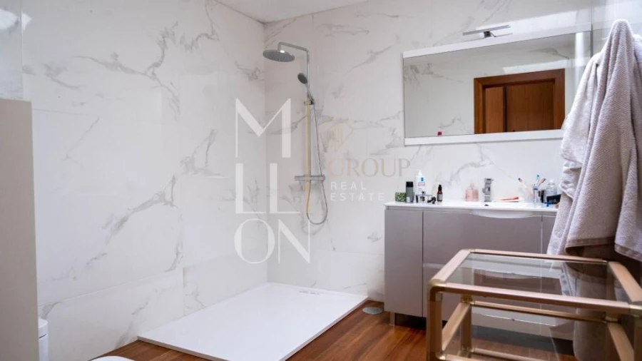 Moradia T5 para Venda em Eiriz Foto 13