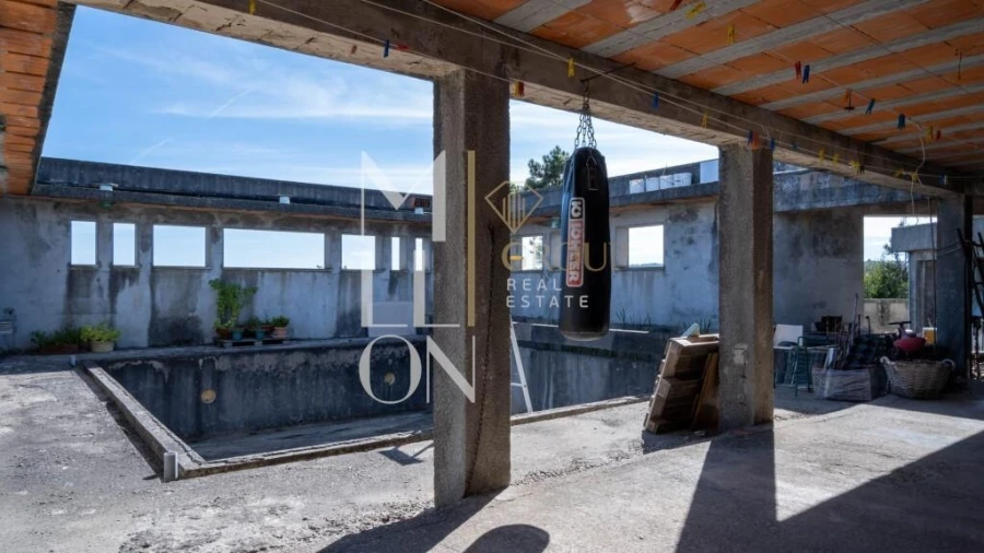 Moradia T5 para Venda em Eiriz Foto 3