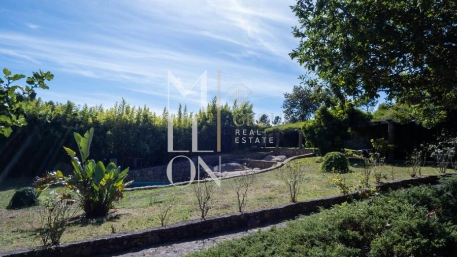 Moradia T5 para Venda em Eiriz Foto 40