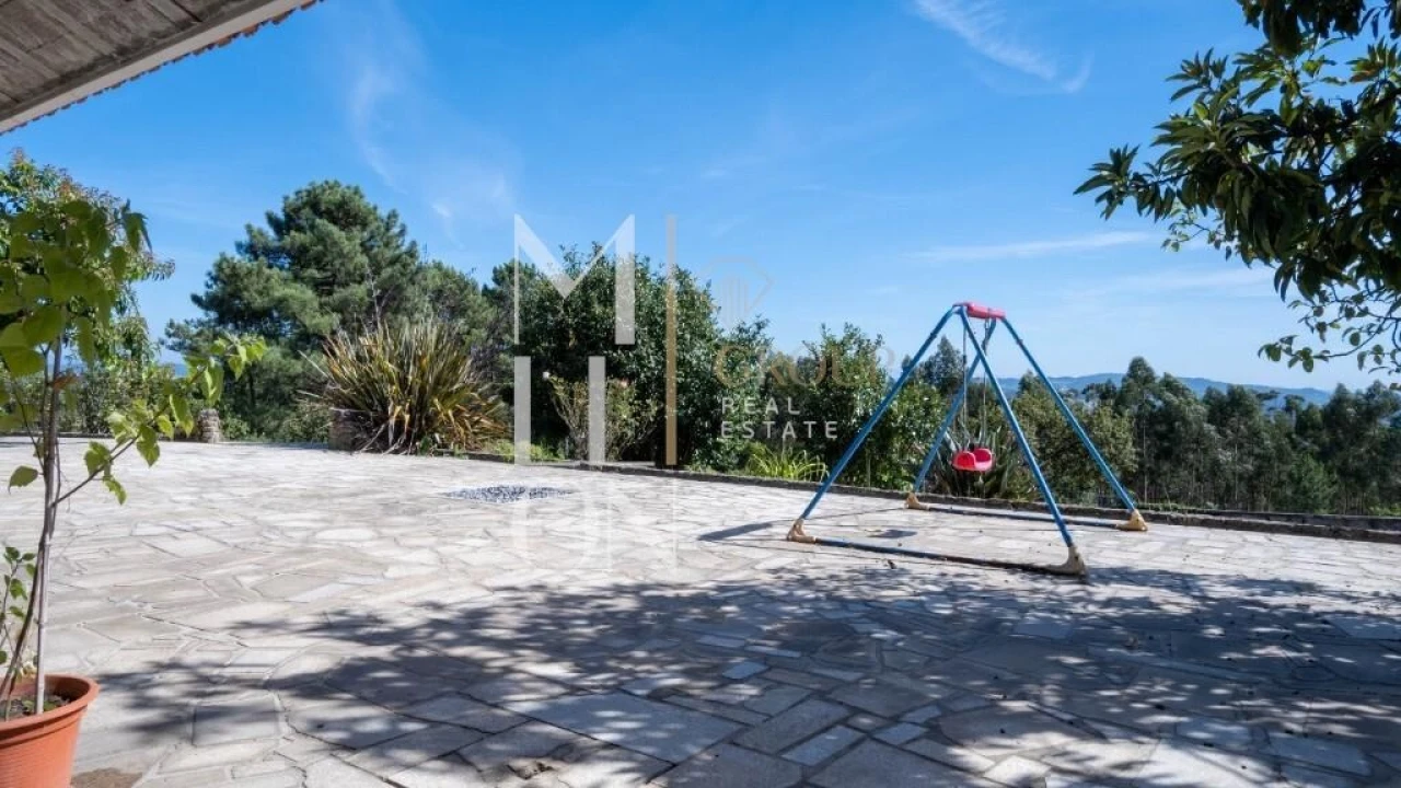 Moradia T5 para Venda em Eiriz Foto 34