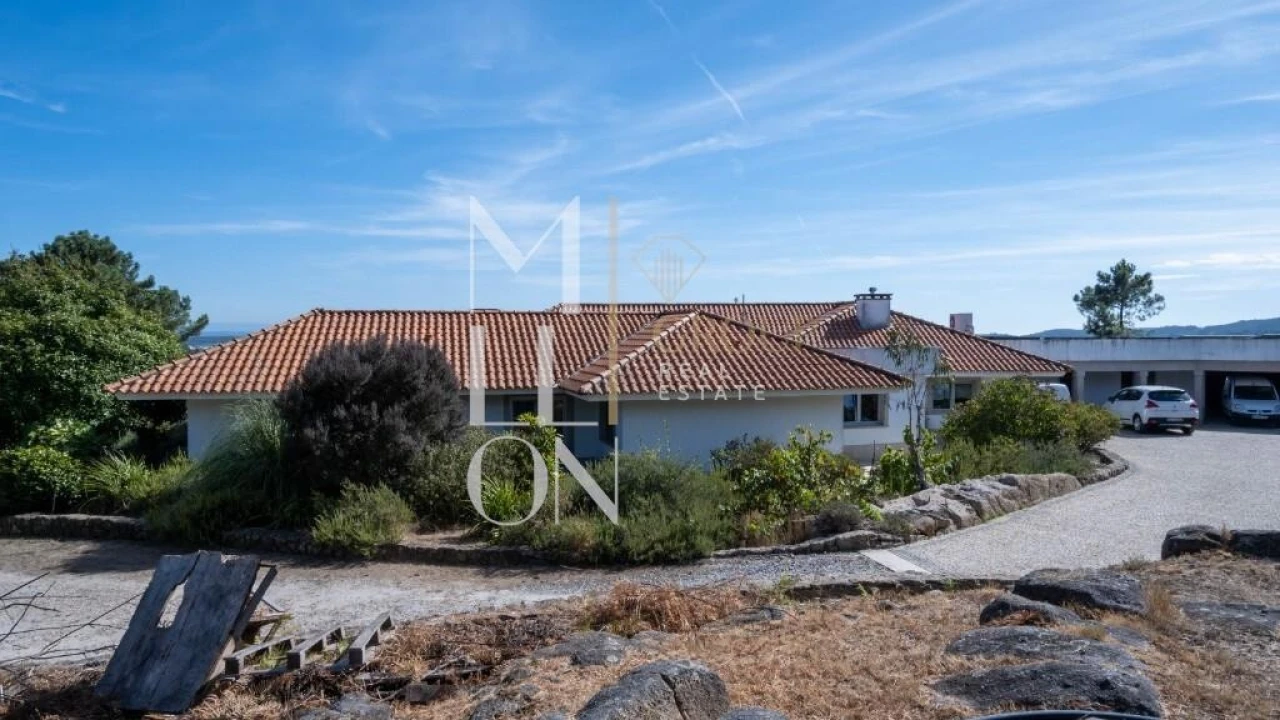 Moradia T5 para Venda em Eiriz Foto 45