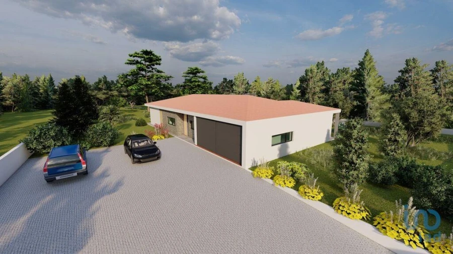 Terreno para Venda em Mouçós e Lamares