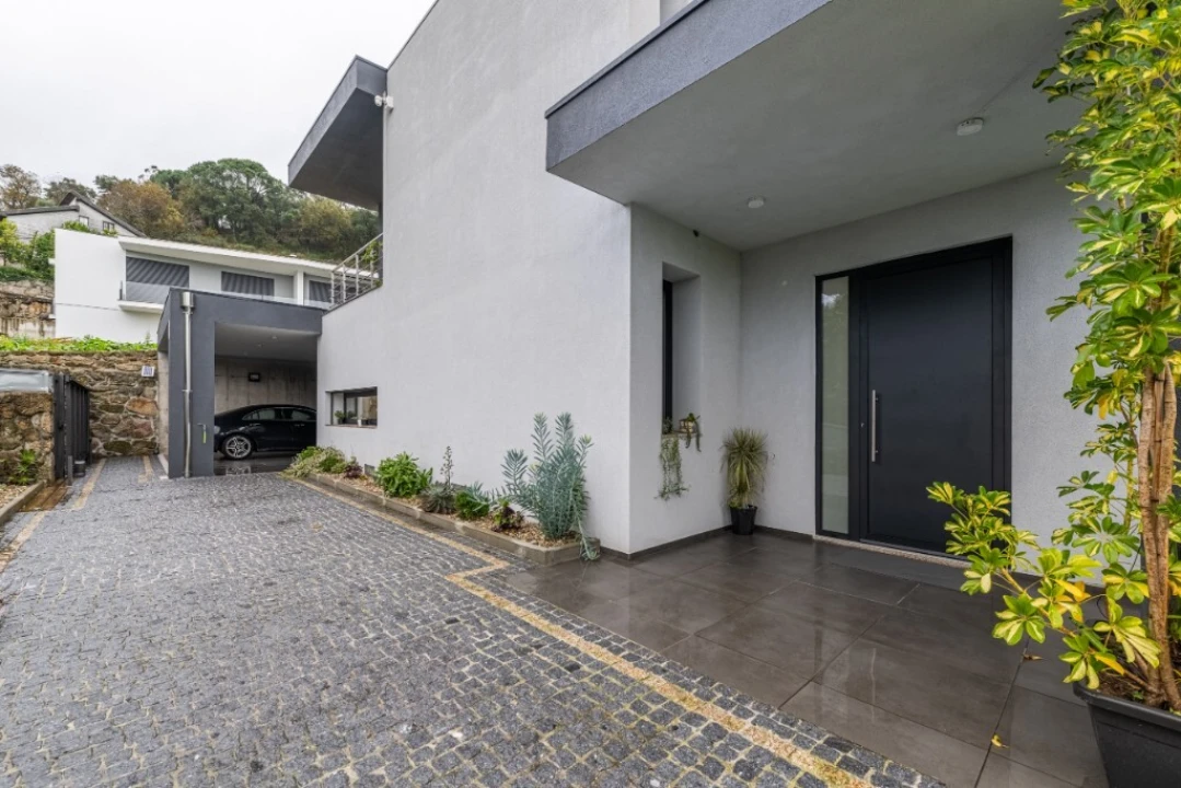 Moradia T3 para Venda em Caldelas, Sequeiros e Paranhos Foto 31