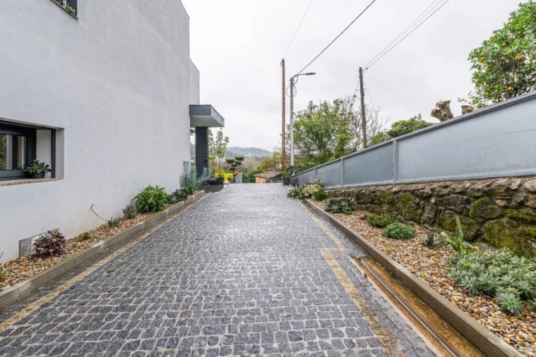 Moradia T3 para Venda em Caldelas, Sequeiros e Paranhos Foto 32