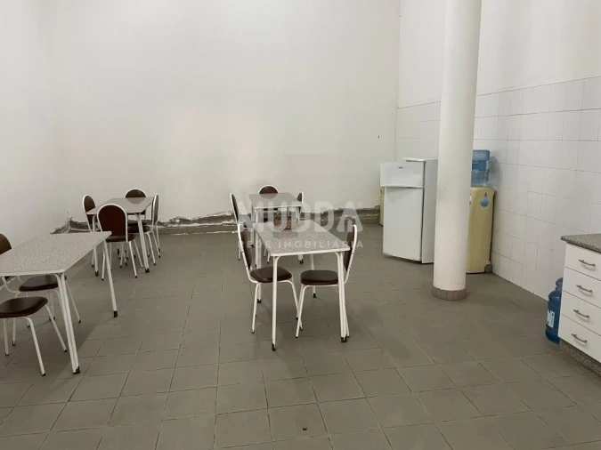 Armazém para Arrendamento em São João de Ver Foto 7