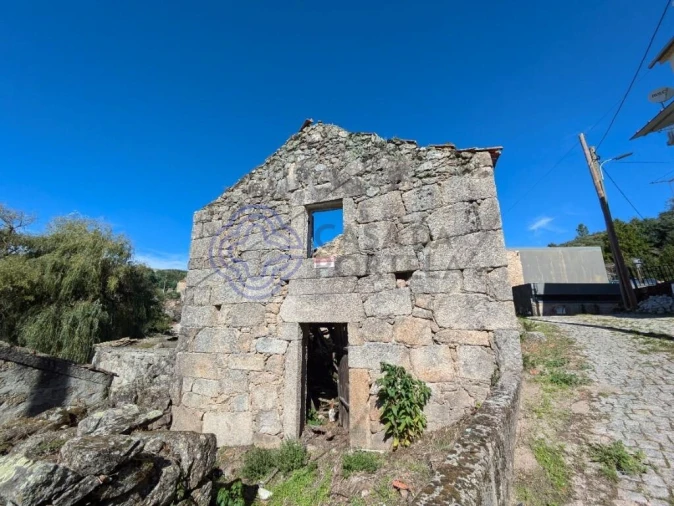 Moradia T1 para Venda em Vila Franca da Serra Foto 6