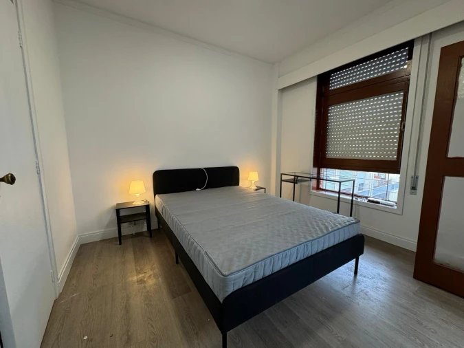 Quarto para Arrendamento em Creixomil Foto 4