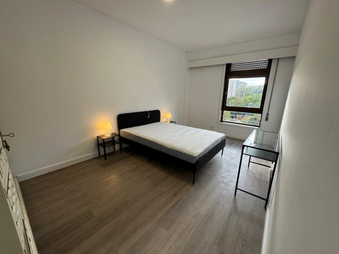 Quarto para Arrendamento em Creixomil Foto 2